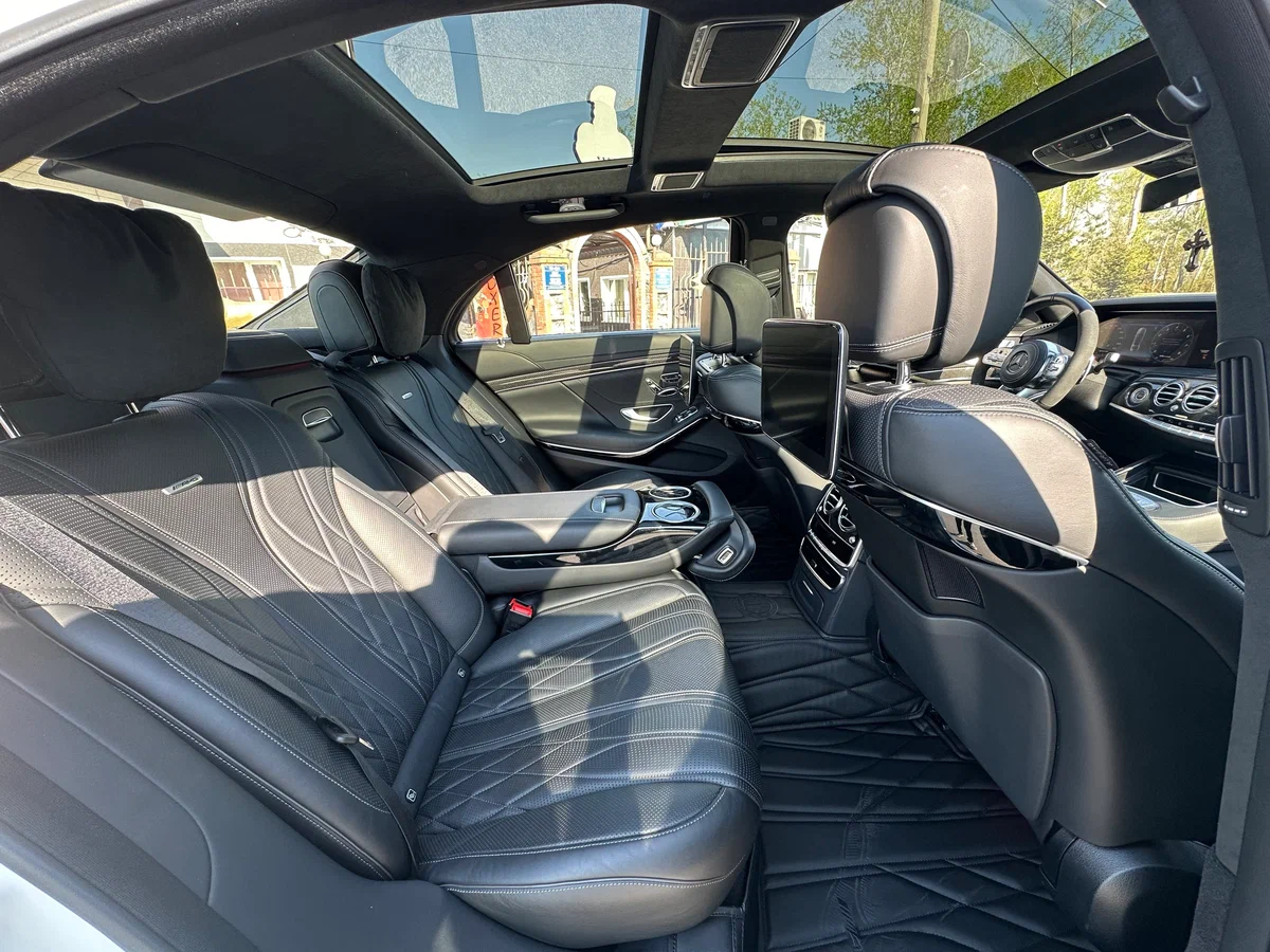 Аренда Mercedes S-klasse AMG